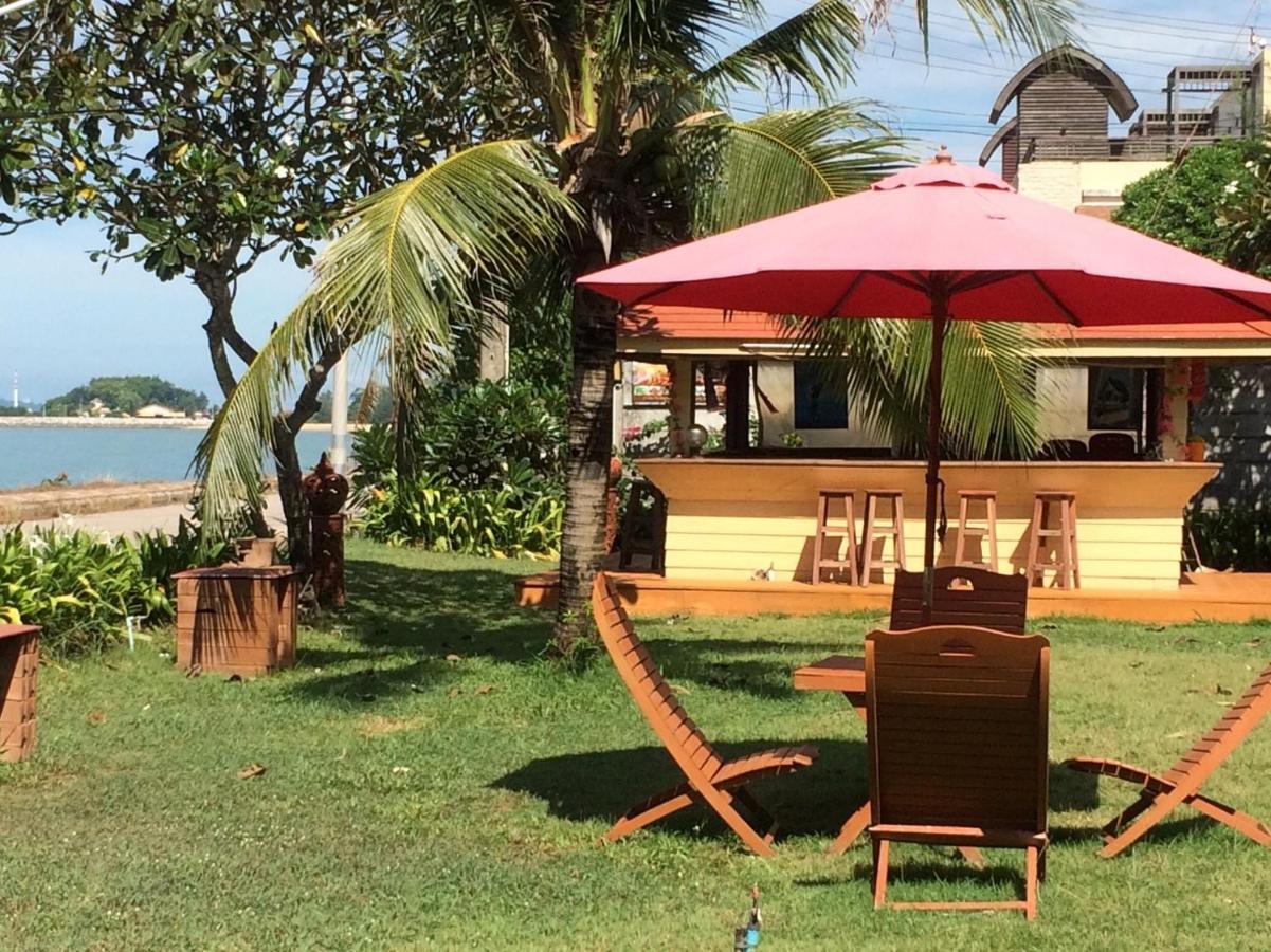 Ruen Thai Rim Haad Thang Kwian Exteriör bild